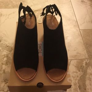 Toms black suede booties